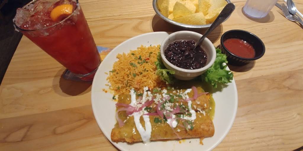 El Chico | restaurant | 100 TX-332, Lake Jackson, TX 77566, USA | 9792974002 OR +1 979-297-4002