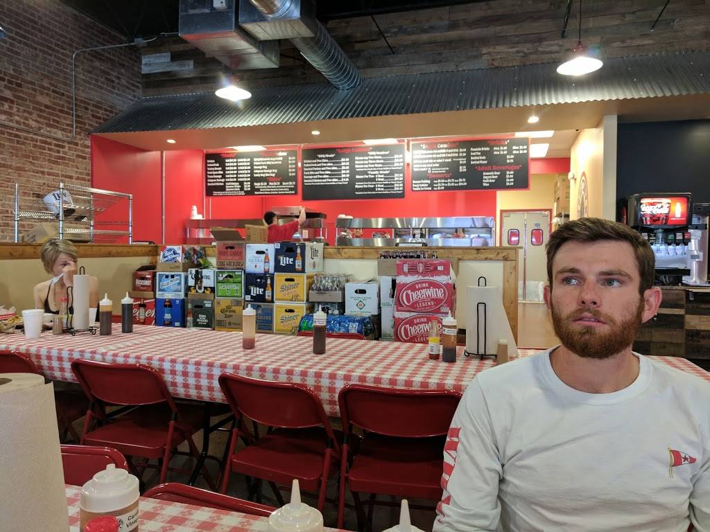 Big Tinys BBQ | restaurant | 179 N Main St, Mooresville, NC 28115, USA | 7046581409 OR +1 704-658-1409