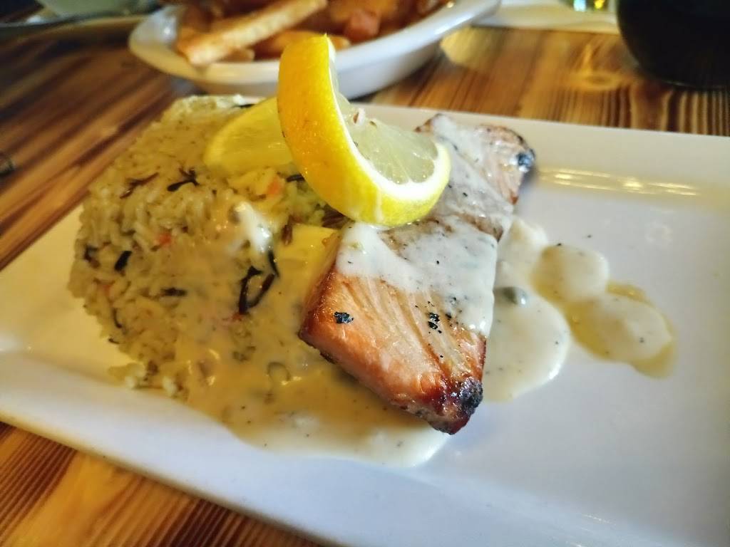 Patrick Js Irish Pub | restaurant | 3052 Twelve Mile Rd, Berkley, MI 48072, USA | 2482683909 OR +1 248-268-3909