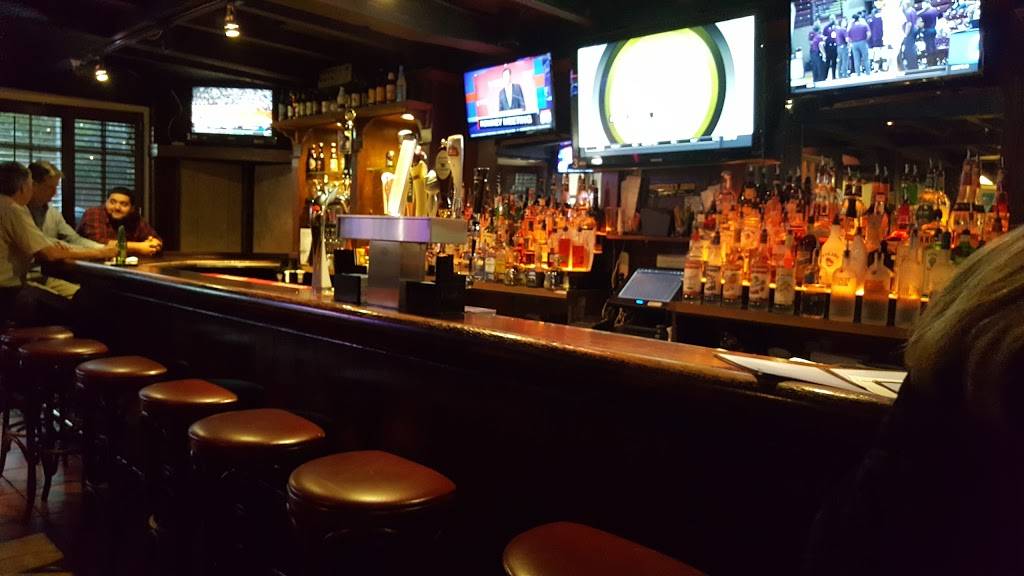 Shooter McGees | restaurant | 5239 Duke St, Alexandria, VA 22304, USA | 7037519266 OR +1 703-751-9266