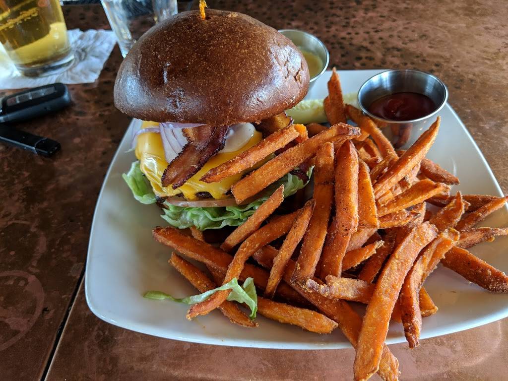 The Vig McDowell Mountain | restaurant | 10199 E Bell Rd, Scottsdale, AZ 85260, USA | 4809352949 OR +1 480-935-2949