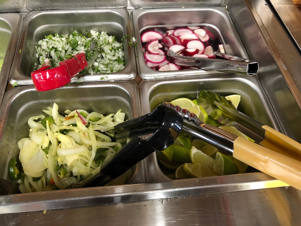 Los 3 Trompos Taqueria & Beer | restaurant | 2437 W Florida Ave, Hemet, CA 92545, USA | 9517656296 OR +1 951-765-6296