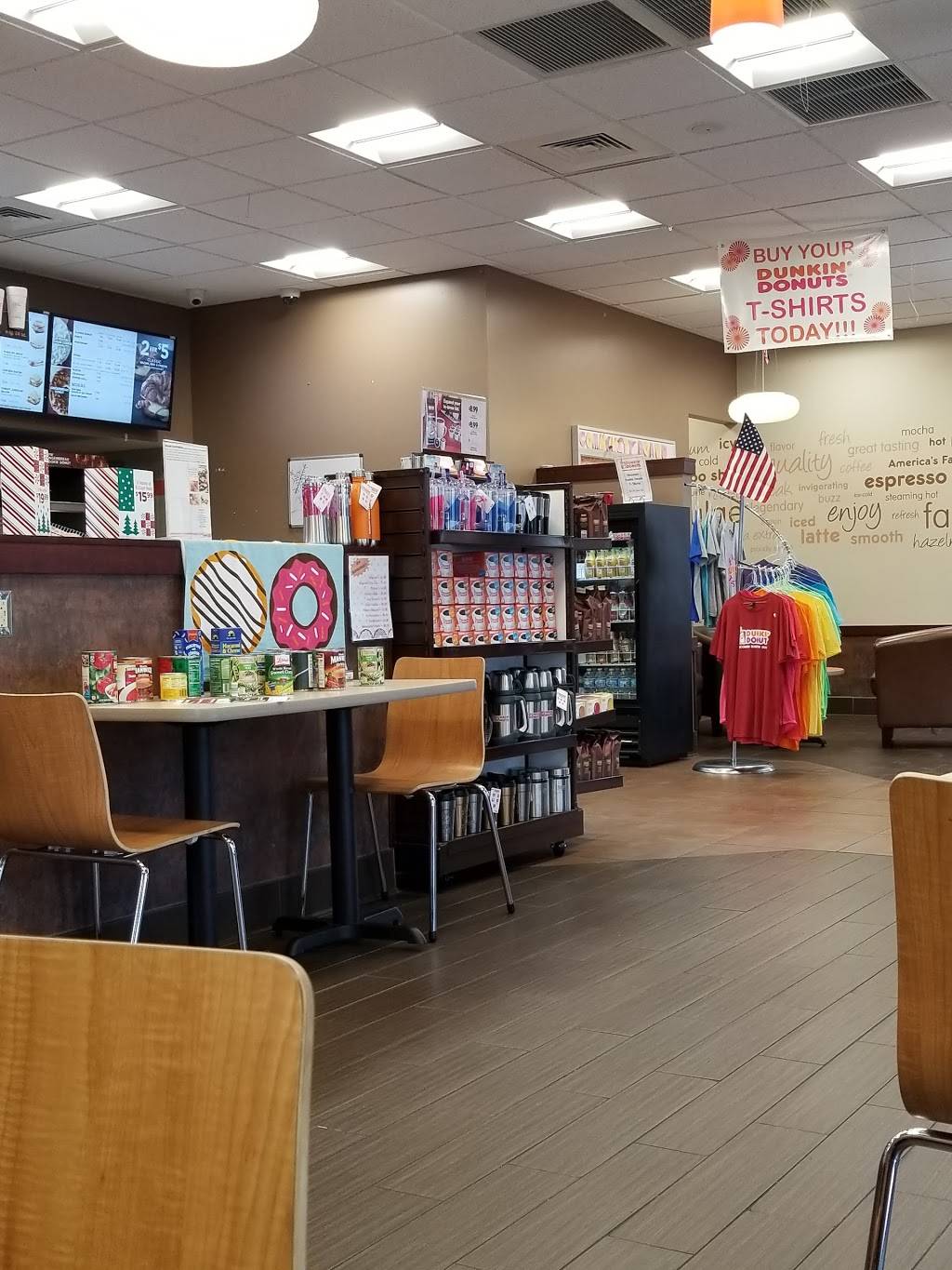Dunkin | bakery | 501 8th St, Monroe, WI 53566, USA | 6084034344 OR +1 608-403-4344