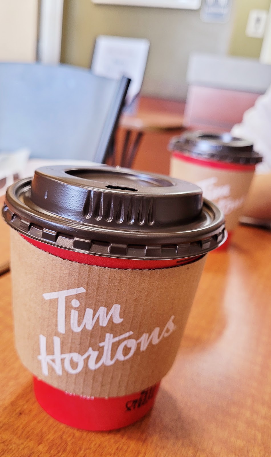 Tim Hortons | restaurant | 28565 Northwestern Hwy, Southfield, MI 48034, USA | 2487990468 OR +1 248-799-0468