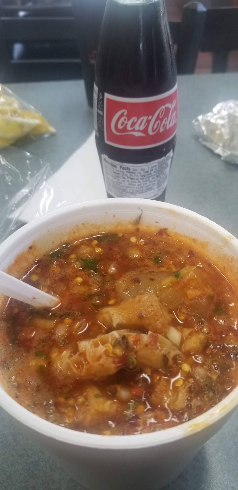 Tacos La Villa | restaurant | 1523 E California Ave, Bakersfield, CA 93307, USA | 6613279370 OR +1 661-327-9370