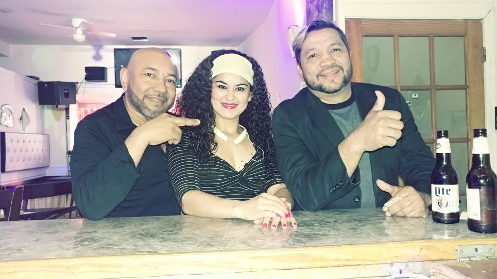 El Pulgarcito Restaurant and Bar | restaurant | 5313 Georgia Ave NW, Washington, DC 20011, USA | 2028462591 OR +1 202-846-2591