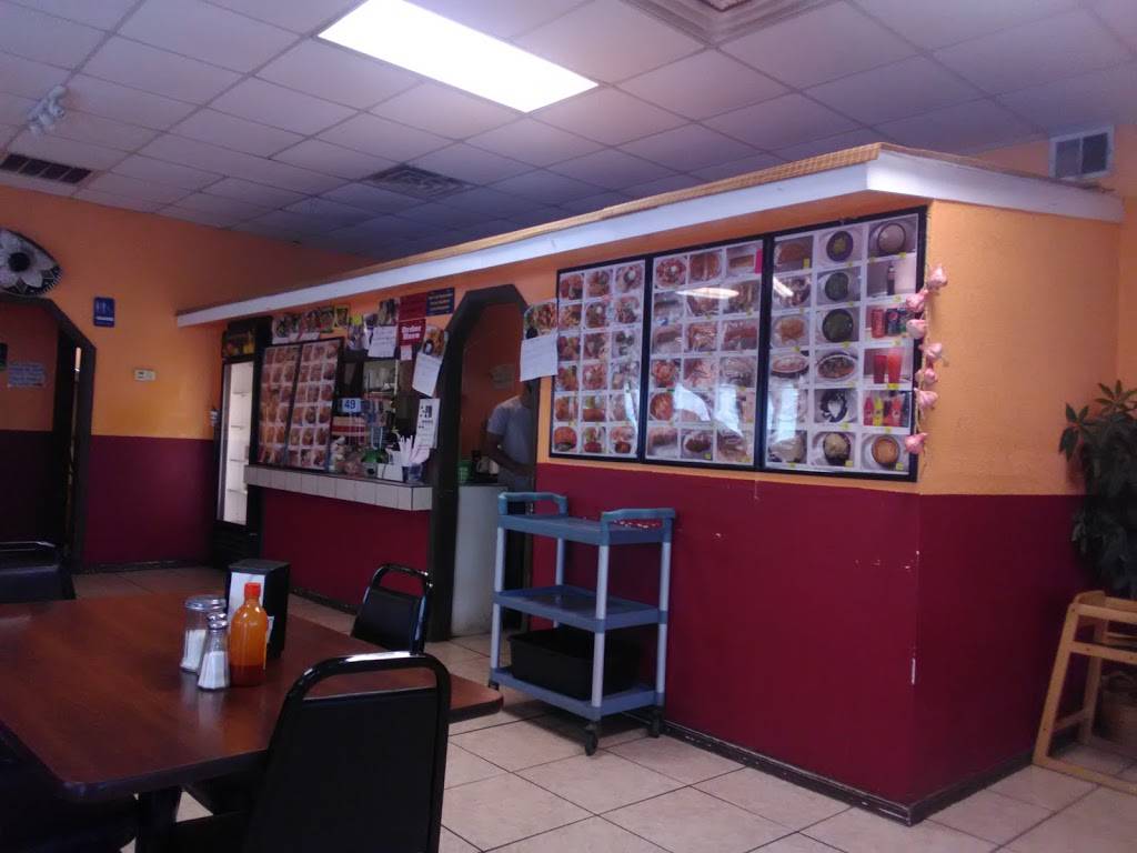 Taqueria Navidad | restaurant | 607 N Springfield St, Berryville, AR 72616, USA | 8704231176 OR +1 870-423-1176