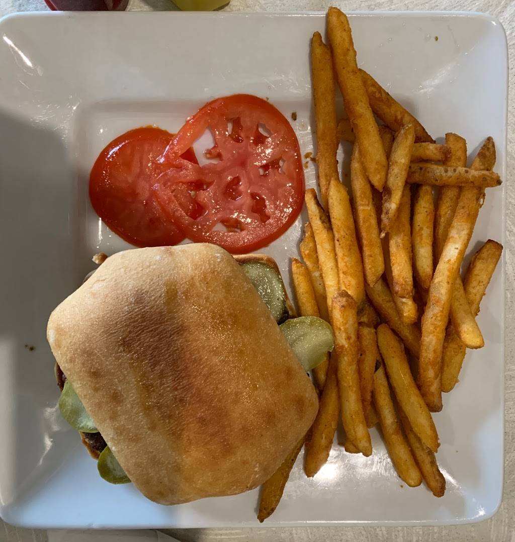 Downtown Sampler | restaurant | 1 N Main St Ste 201, Hutchinson, KS 67501, USA | 6206627990 OR +1 620-662-7990