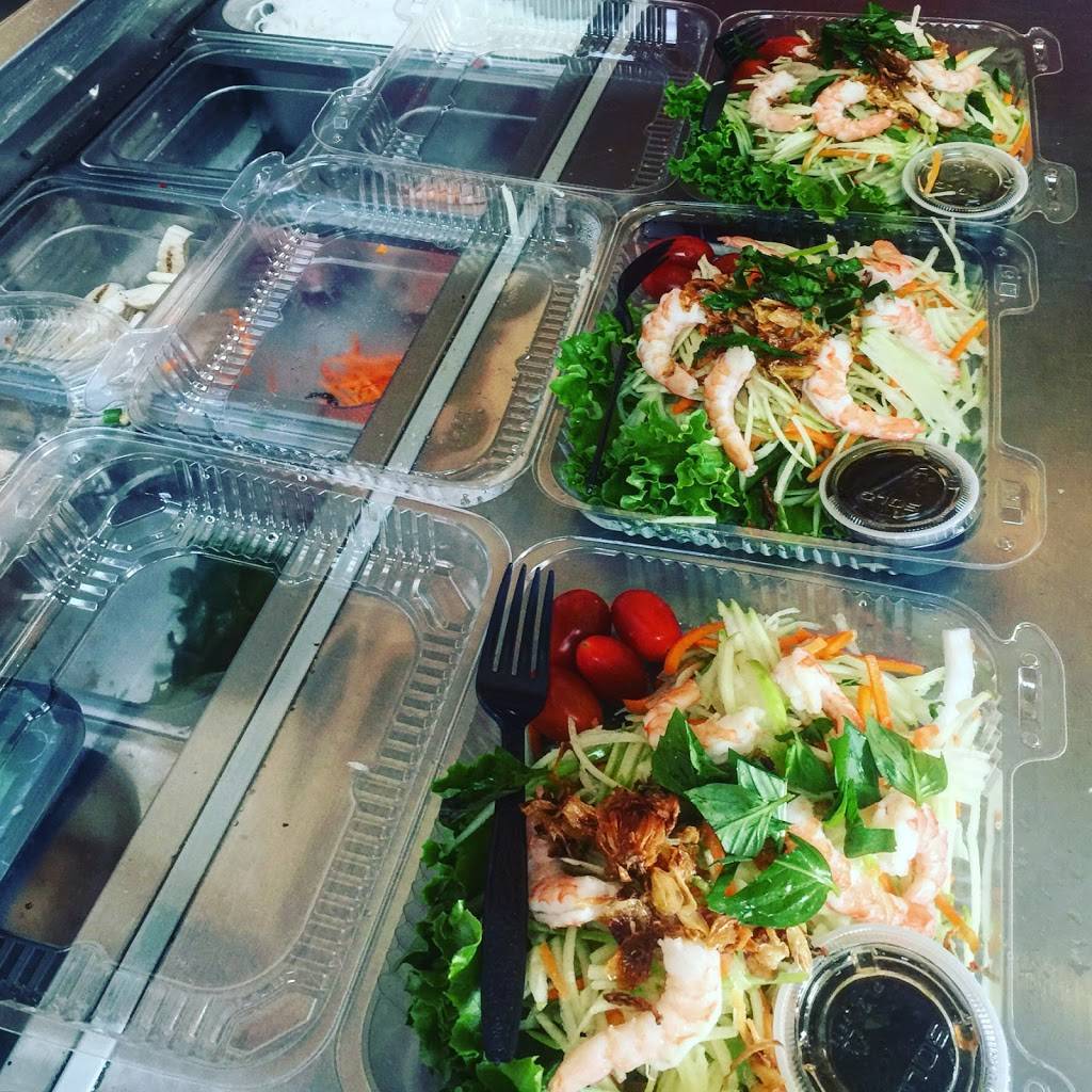 Fresh Rolls University Place | restaurant | 7320 40th St W, University Place, WA 98466, USA | 2534602958 OR +1 253-460-2958