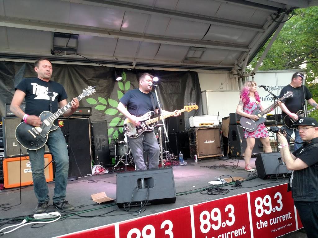 Grumpys Bar | restaurant | 2200 4th St NE, Minneapolis, MN 55418, USA | 6127897429 OR +1 612-789-7429