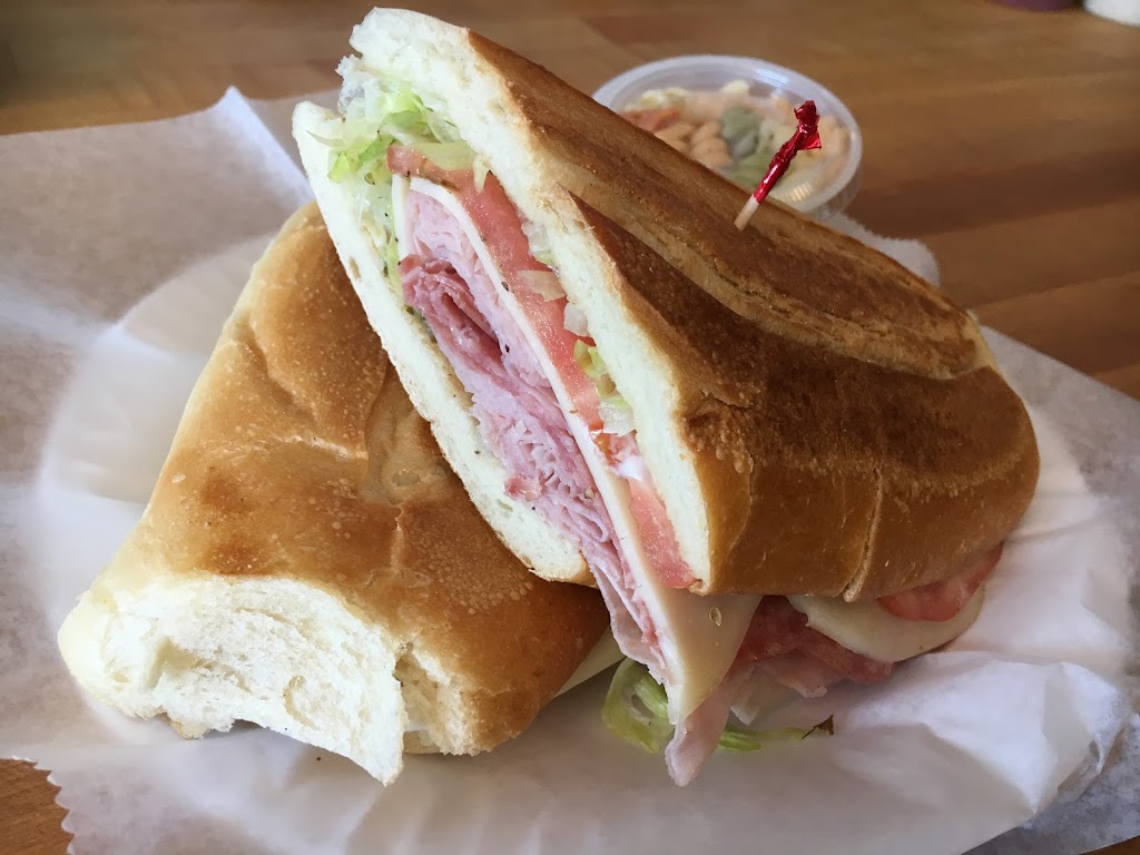 V P Deli Breakfast & Lunch | restaurant | 2849 Woodbridge Ave # 9, Edison, NJ 08837, USA | 7327441300 OR +1 732-744-1300