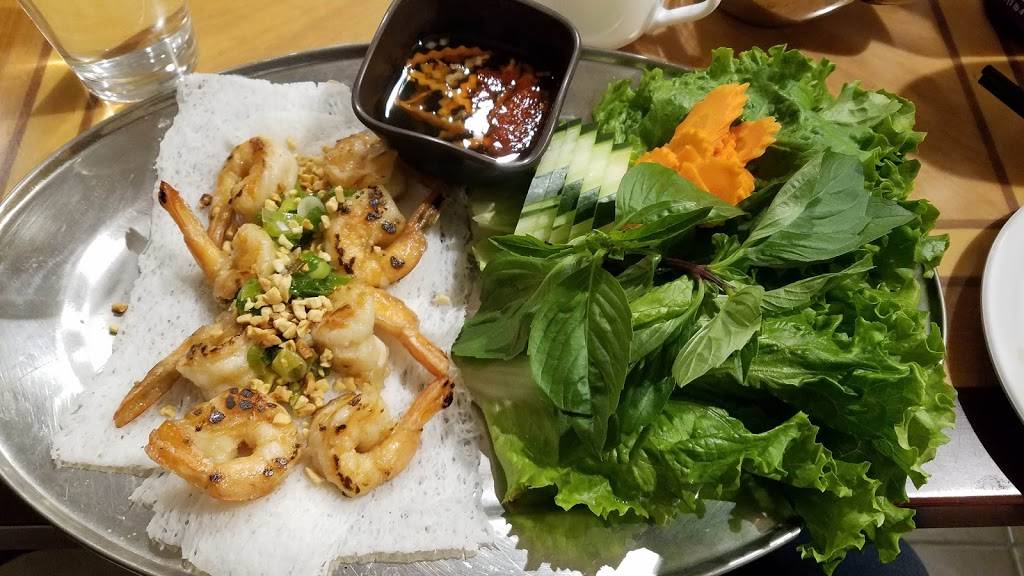 Tan Lac Vien Vietnamese Bistro | restaurant | 2114 Murray Ave, Pittsburgh, PA 15217, USA | 4125218888 OR +1 412-521-8888