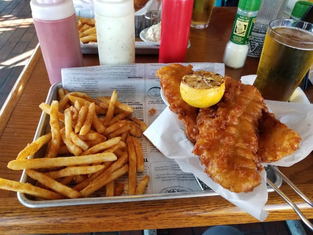 The Seafood Shack Marina, Bar & Grill | restaurant | 4110 127th St W, Cortez, FL 34215, USA | 9417941235 OR +1 941-794-1235