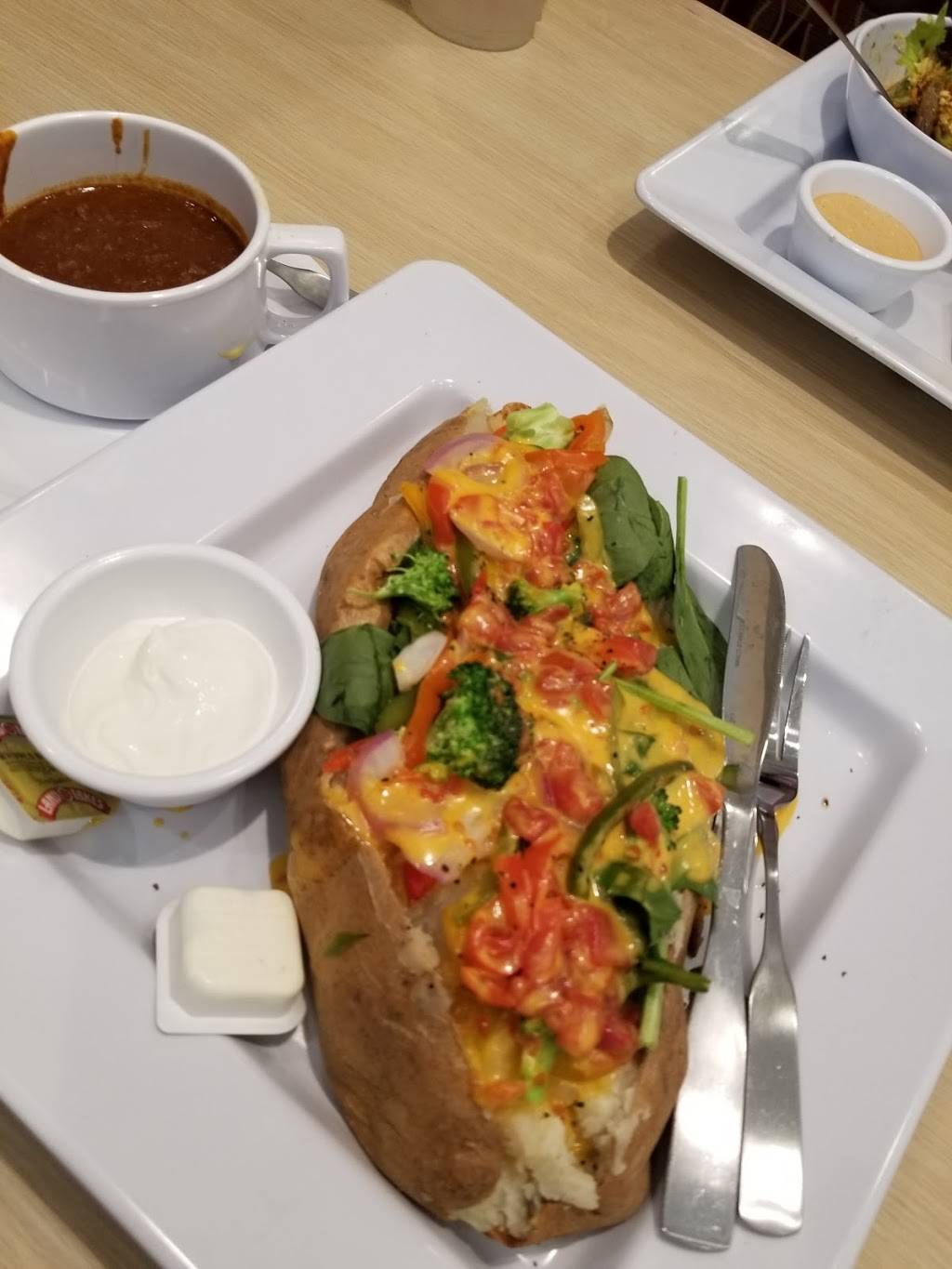 McAlisters Deli | restaurant | 7636 Beechmont Ave Building #1, Cincinnati, OH 45255, USA | 5139092901 OR +1 513-909-2901