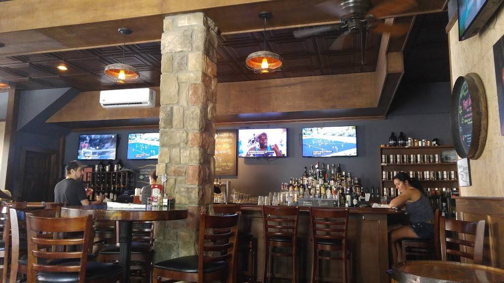 Henrys Tavern | restaurant | 19 Front St, Ballston Spa, NY 12020, USA | 5183093584 OR +1 518-309-3584