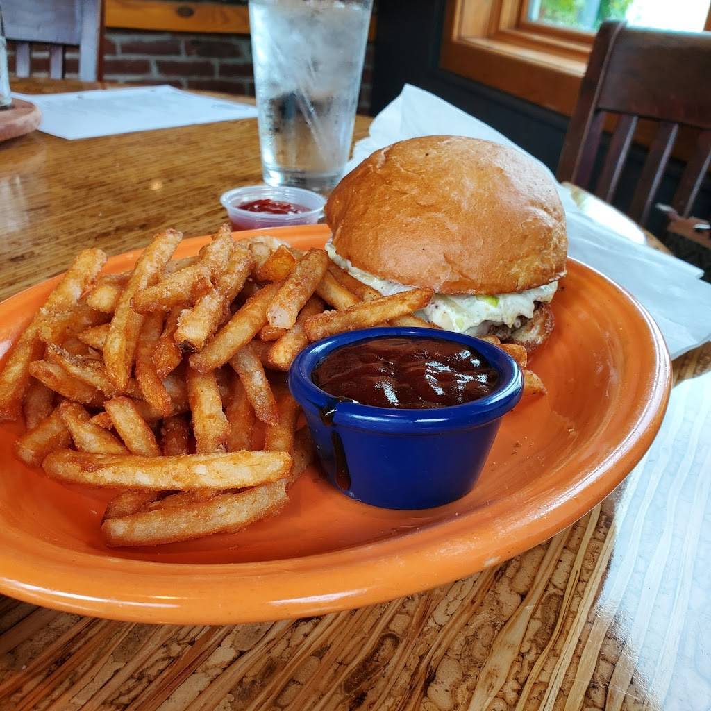 Schlafly Bankside | restaurant | 920 S Main St, St Charles, MO 63301, USA | 6369462739 OR +1 636-946-2739