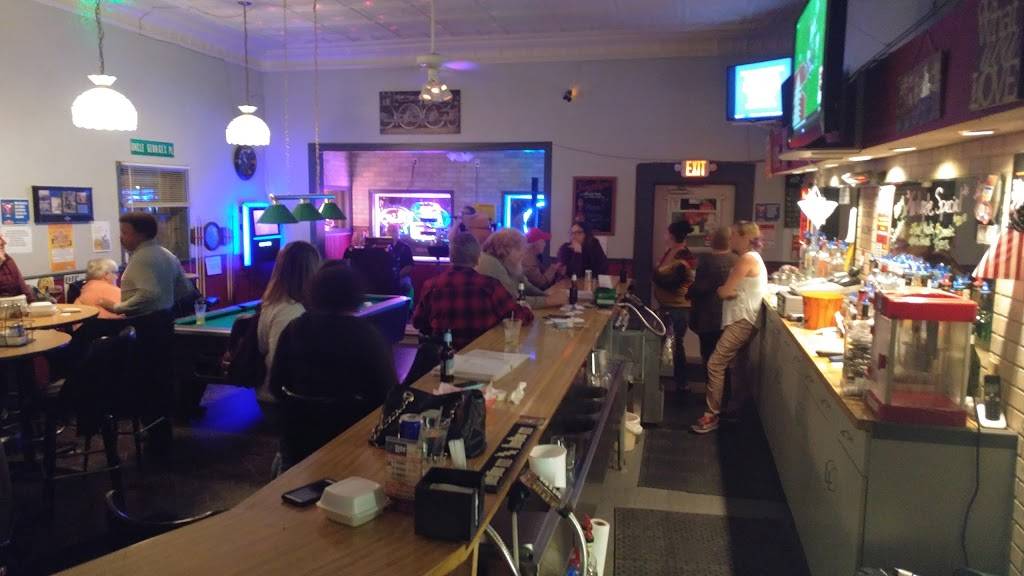 Uncle Georges Bar & Grill | restaurant | 225 Railroad St, Silver Lake, WI 53170, USA | 2628855005 OR +1 262-885-5005