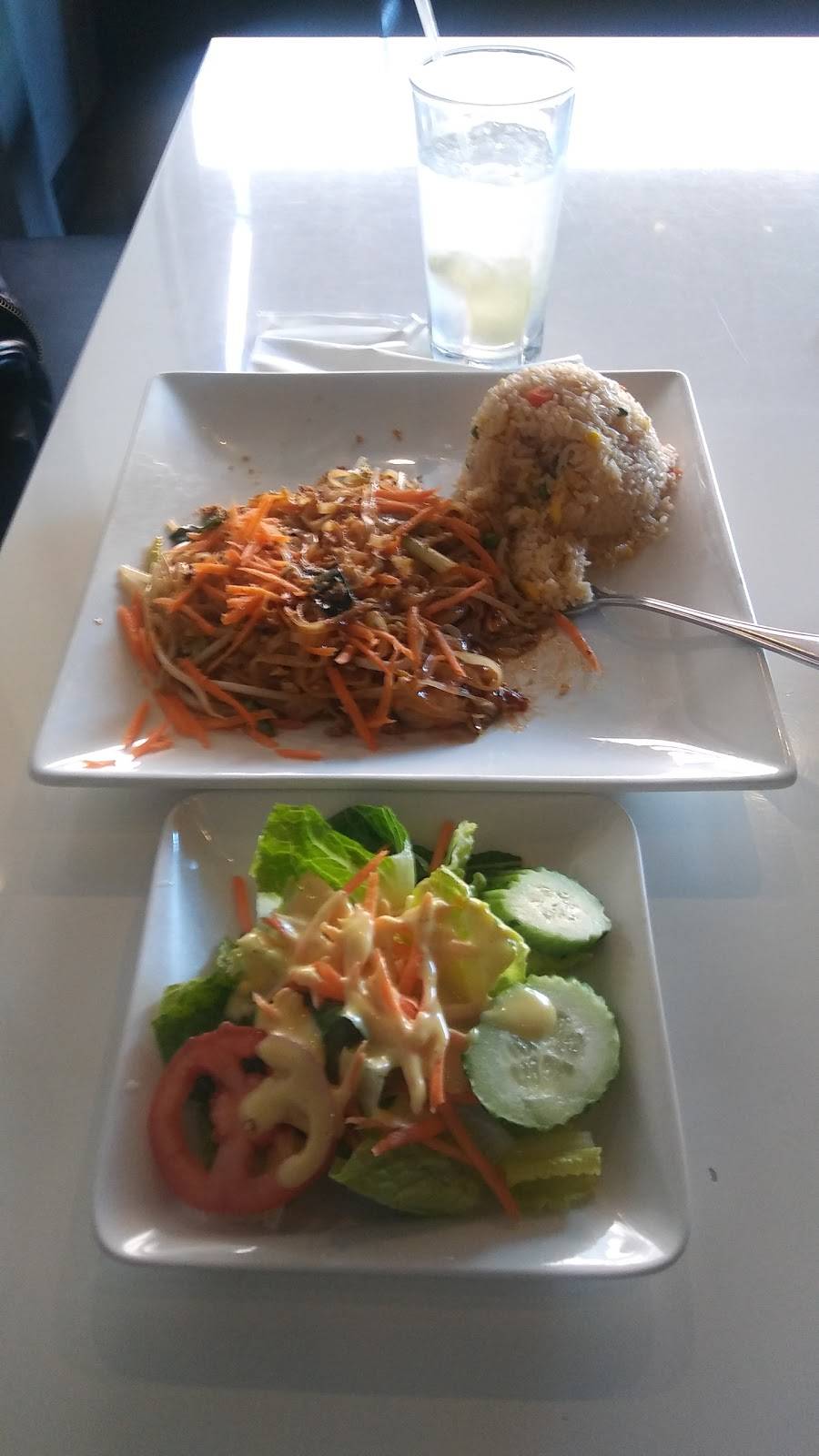 Monster Thai Thai Cuisine | restaurant | 12920 Riverside Dr, Sherman Oaks, CA 91423, USA | 8189905206 OR +1 818-990-5206