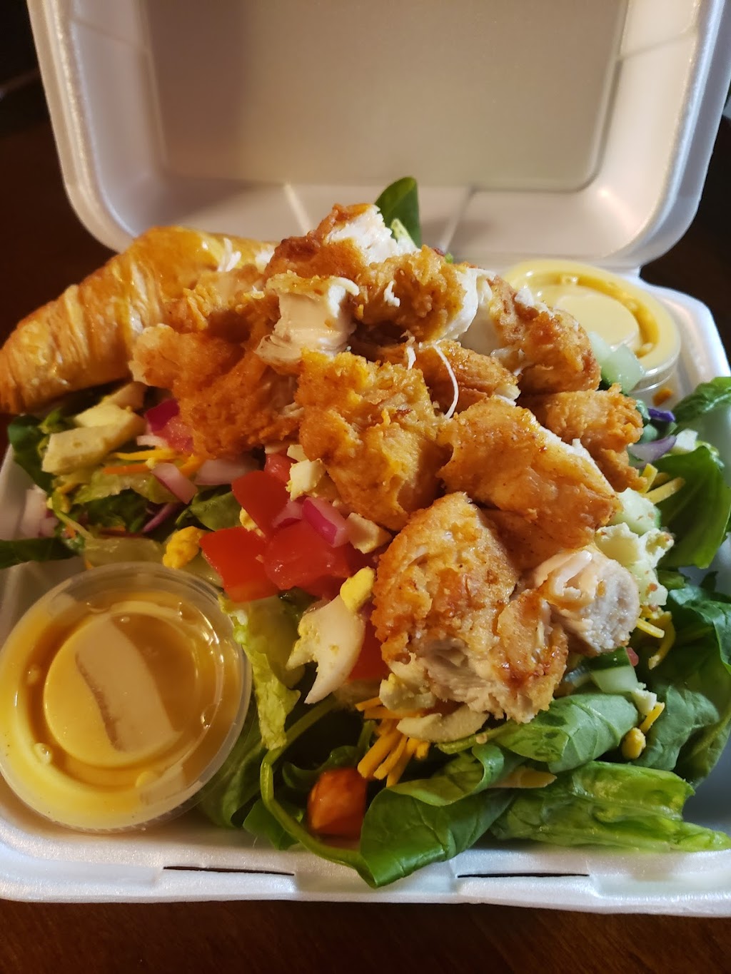 SALADS-TO-GO | restaurant | 914 S Tennessee Ave, Parsons, TN 38363, USA | 7317986511 OR +1 731-798-6511