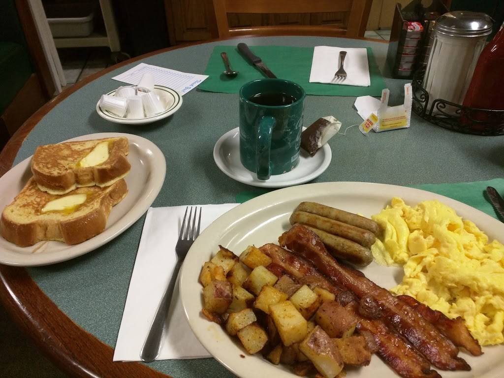 Annies Country Kitchen | restaurant | 140 Main St, Sturbridge, MA 01566, USA | 5083472320 OR +1 508-347-2320