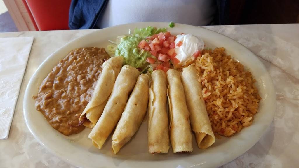 CHUYS | restaurant | 3525 East Sam Houston Pkwy S, Pasadena, TX 77505, USA | 2819980400 OR +1 281-998-0400