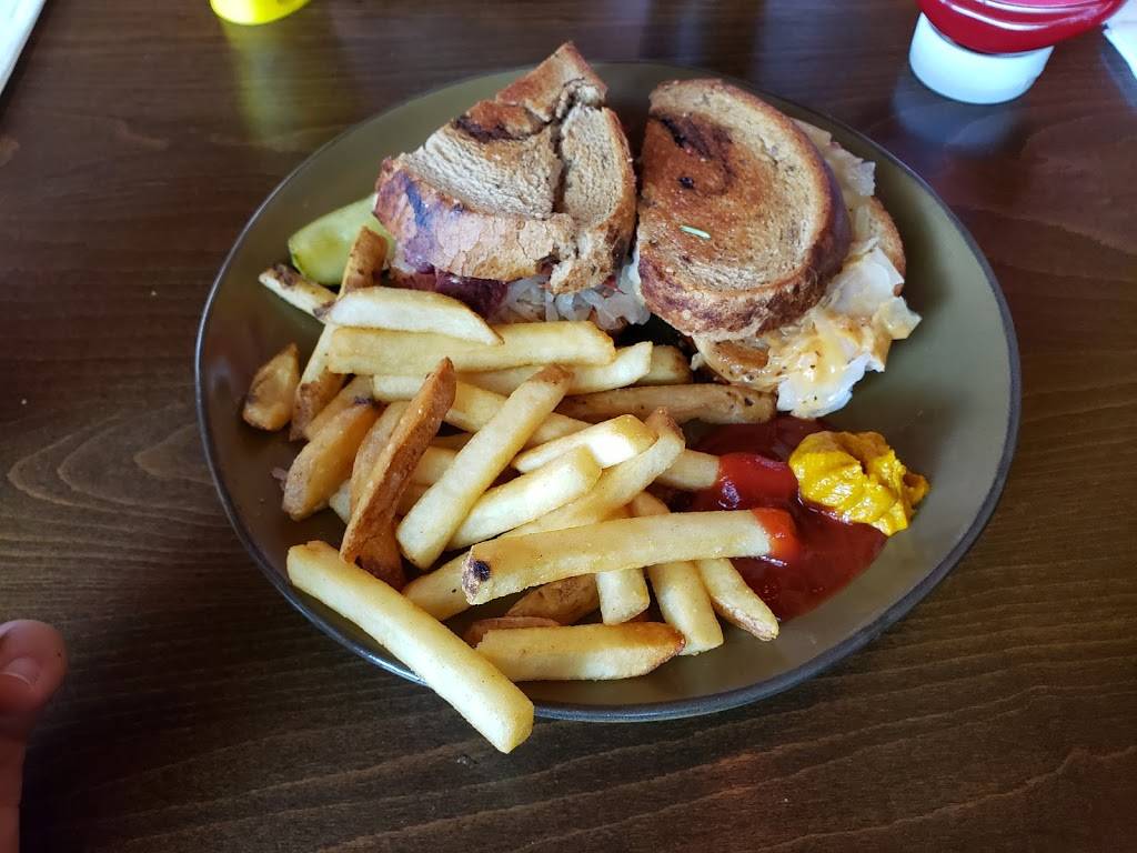 Shawn ODonnells American Grill and Irish Pub | restaurant | 3601 Fremont Ave N Suite 202, Seattle, WA 98103, USA | 2064203656 OR +1 206-420-3656