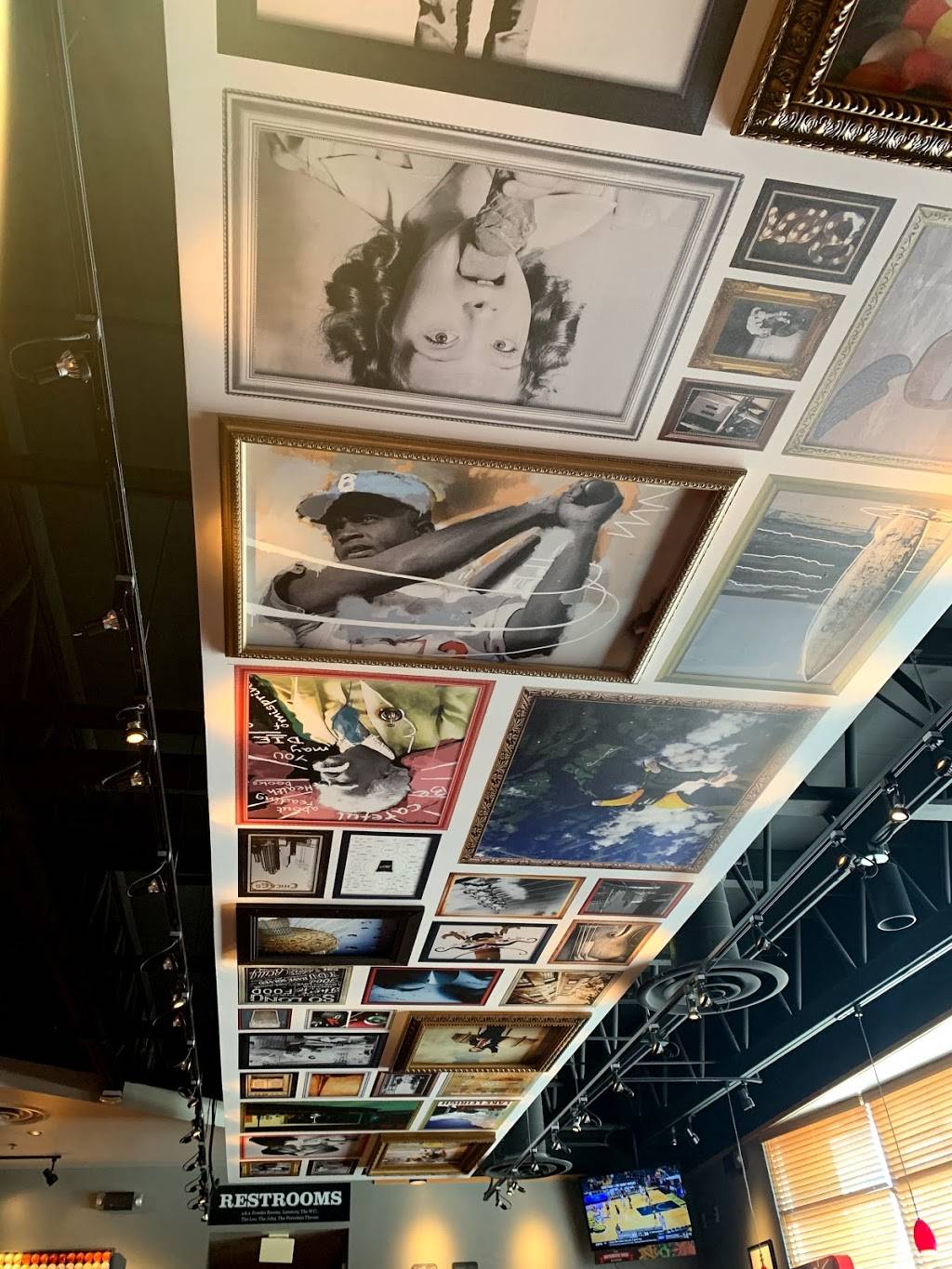 Red Robin Gourmet Burgers and Brews | restaurant | 2707 Pine Lake Rd, Lincoln, NE 68516, USA | 4024218600 OR +1 402-421-8600