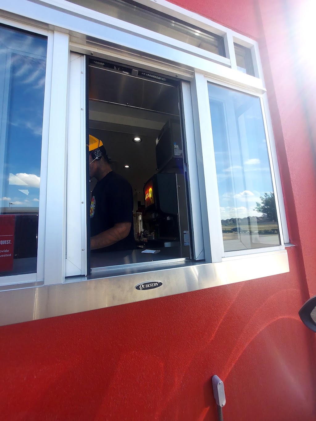 Daves Hot Chicken | restaurant | 8001 Bryson Rd, Irving, TX 75063, USA | 2144477090 OR +1 214-447-7090