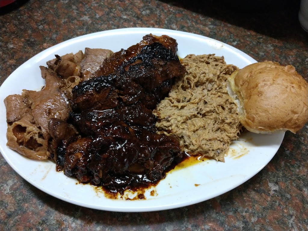 Firewater Smokehouse Grill @ The Tunnel Inn | restaurant | 402 WY-193, Banner, WY 82832, USA | 3077636840 OR +1 307-763-6840