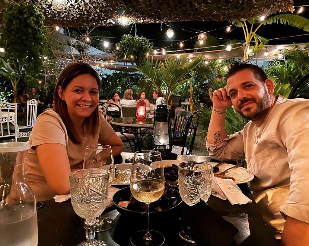 Winewood | restaurant | 7251 Biscayne Blvd, Miami, FL 33138, USA | 3057548282 OR +1 305-754-8282