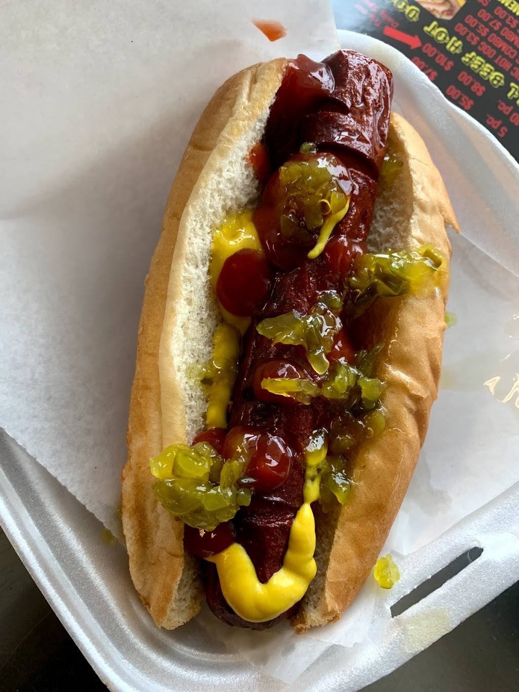 Wings On The Fly Food Truck | restaurant | 1866-1802 E Brooks Rd, Memphis, TN 38116, USA | 9014106888 OR +1 901-410-6888