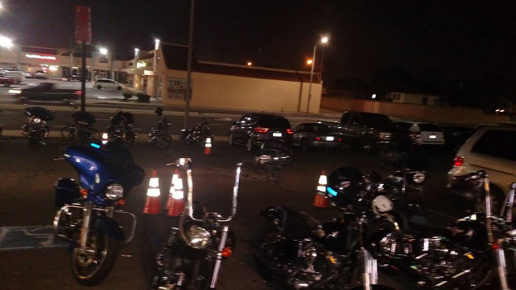 Coopers House of Brew Masters | restaurant | 4823 Paramount Blvd, Lakewood, CA 90712, USA | 5624282908 OR +1 562-428-2908