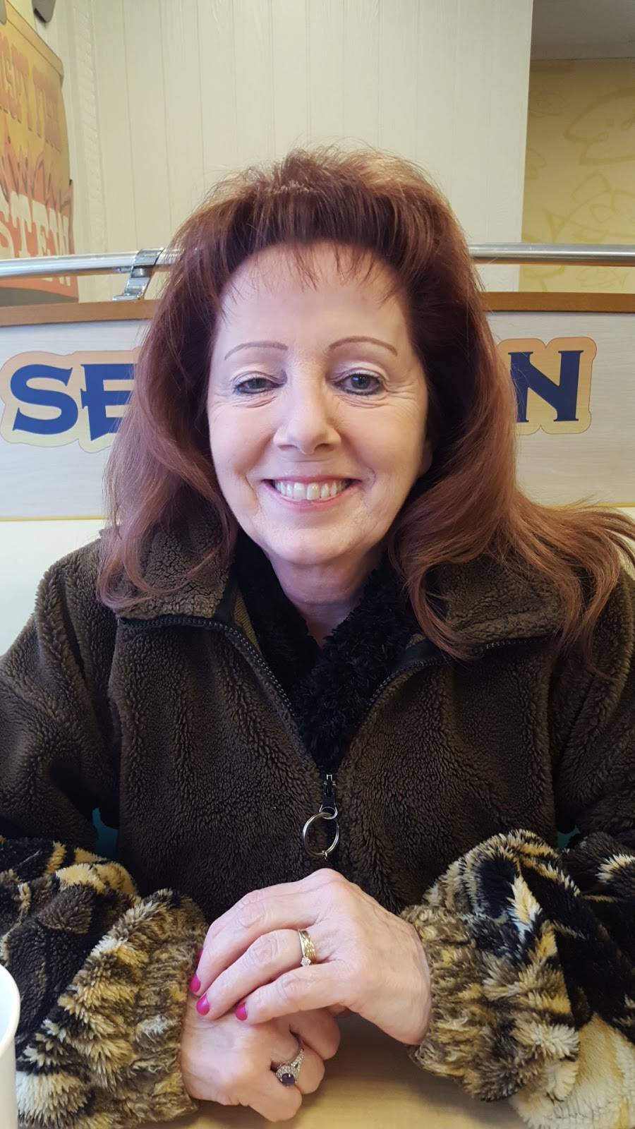 Long John Silvers | restaurant | 935 Coshocton Ave, Mt Vernon, OH 43050, USA | 7403976787 OR +1 740-397-6787