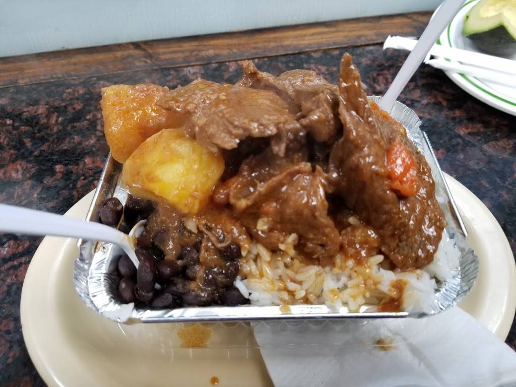 Don Pancholo Lechonera Restaurant | restaurant | 2037 Jerome Ave, Bronx, NY 10453, USA | 7185832979 OR +1 718-583-2979