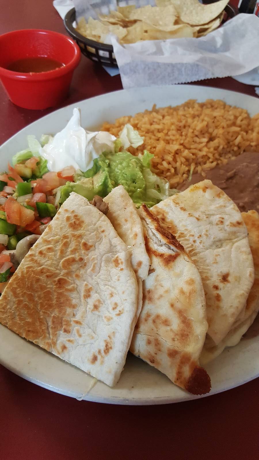 Mi Familia Coco Loco | restaurant | 3702 Texas Ave S, College Station, TX 77845, USA | 9796950966 OR +1 979-695-0966