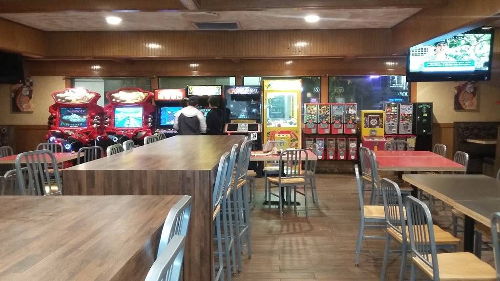 Pizza Hut | restaurant | 1555 S Western Ave, Los Angeles, CA 90006, USA | 3237347713 OR +1 323-734-7713