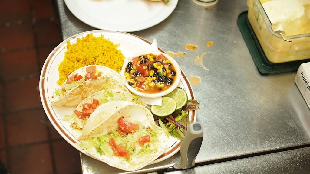 Mollys Irish Grille & Sports Pub | restaurant | 4 E 4th St, Bethlehem, PA 18015, USA | 6108681313 OR +1 610-868-1313