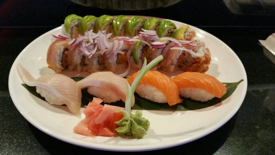 Love Sushi Usa | restaurant | 6515 Panama Ln #101, Bakersfield, CA 93313, USA | 6613988800 OR +1 661-398-8800