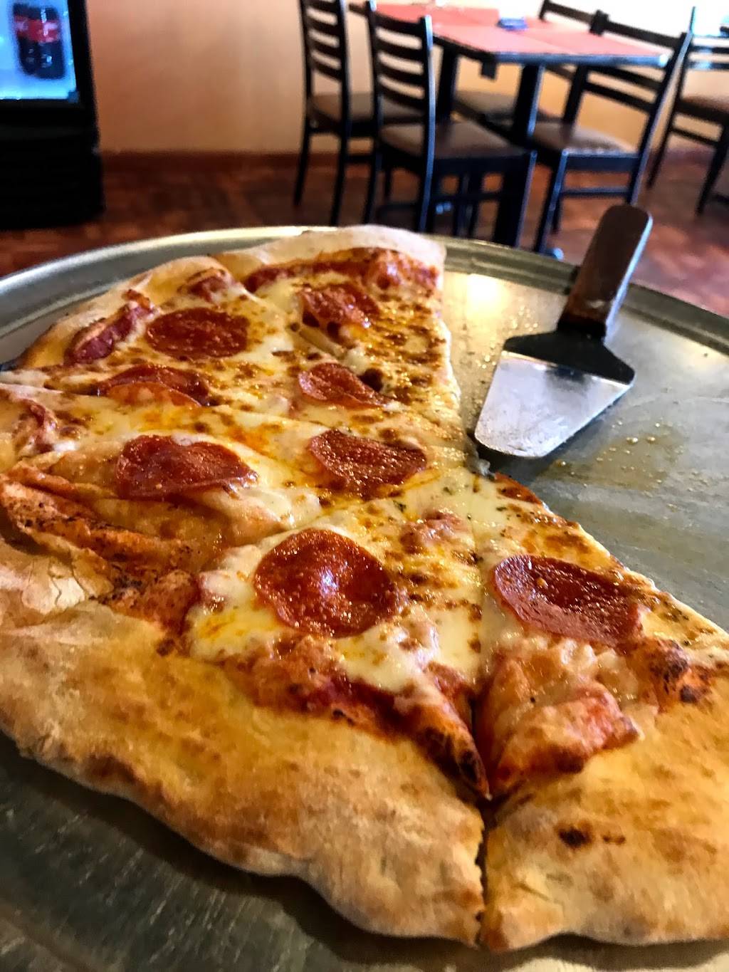 Via Capri Brazilian Pizzeria | restaurant | 3262 Vineland Rd #106, Kissimmee, FL 34746, USA | 4075079579 OR +1 407-507-9579