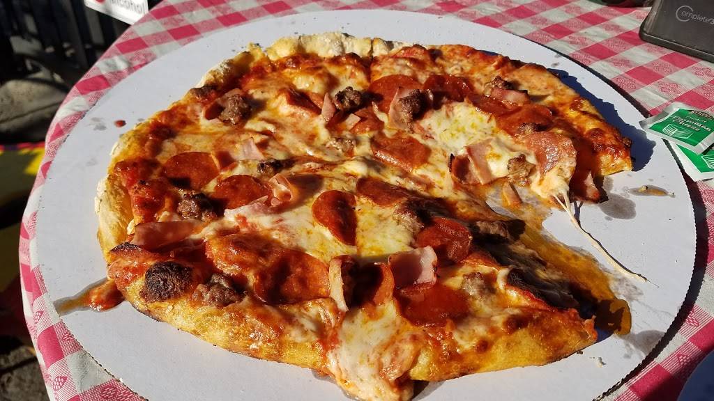 Tonys Pizzaria | restaurant | 186 E Thompson Blvd, Ventura, CA 93001, USA | 8056438425 OR +1 805-643-8425