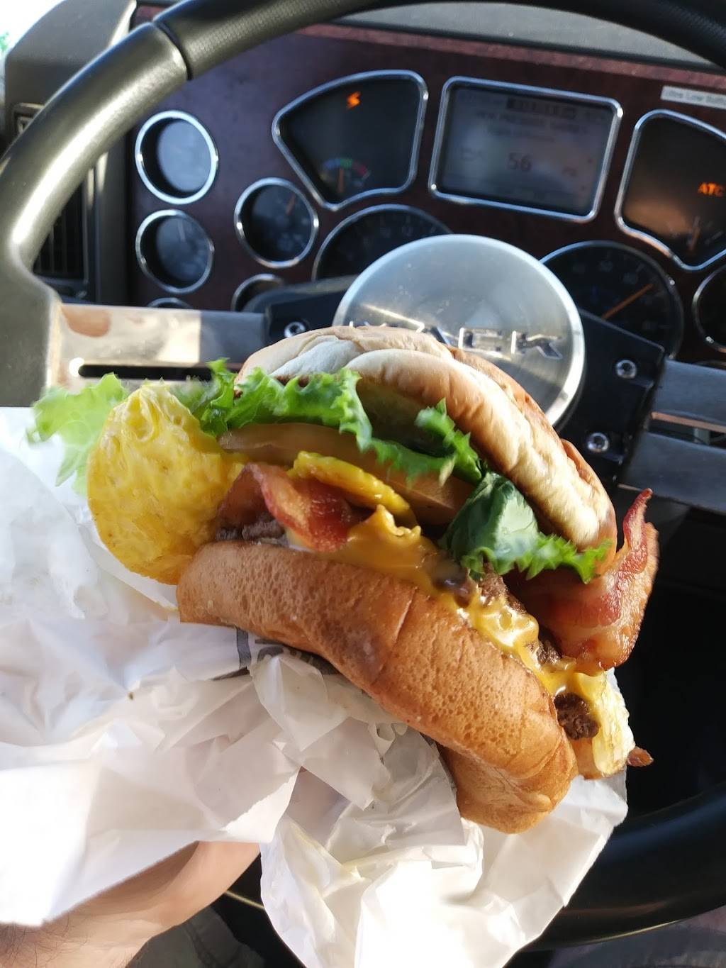 Steak n Shake | restaurant | 6737 Darter Ct, Fort Pierce, FL 34945, USA | 7724645380 OR +1 772-464-5380