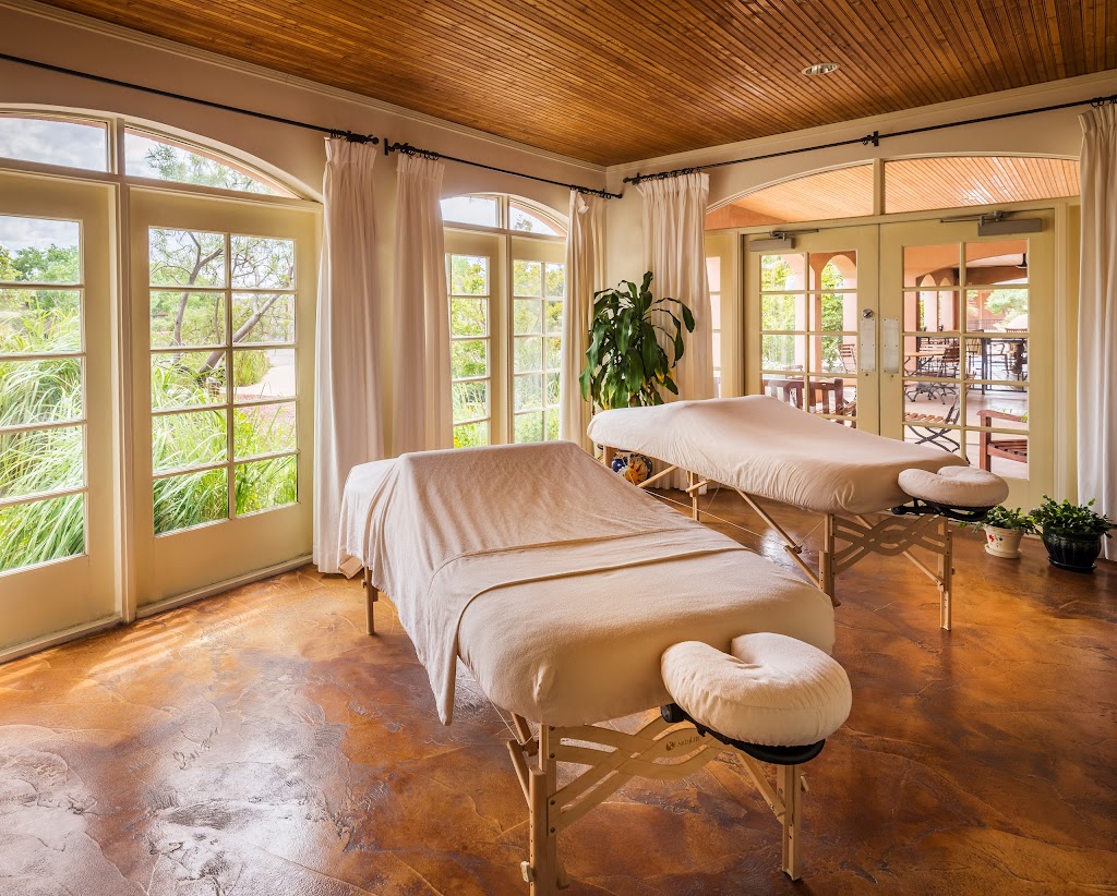 Sierra Grande Lodge & Spa | restaurant | 501 McAdoo St, Truth or Consequences, NM 87901, USA | 8772887637 OR +1 877-288-7637