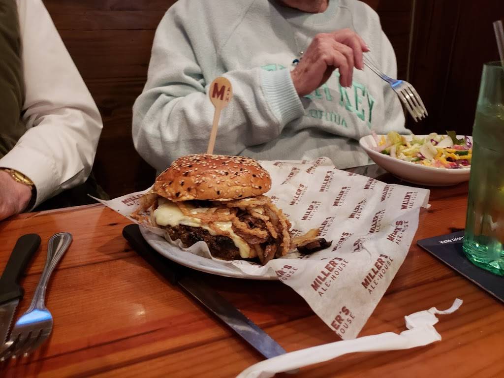 Millers Ale House - Daytona | restaurant | 2610 W International Speedway Blvd, Daytona Beach, FL 32114, USA | 3862552555 OR +1 386-255-2555