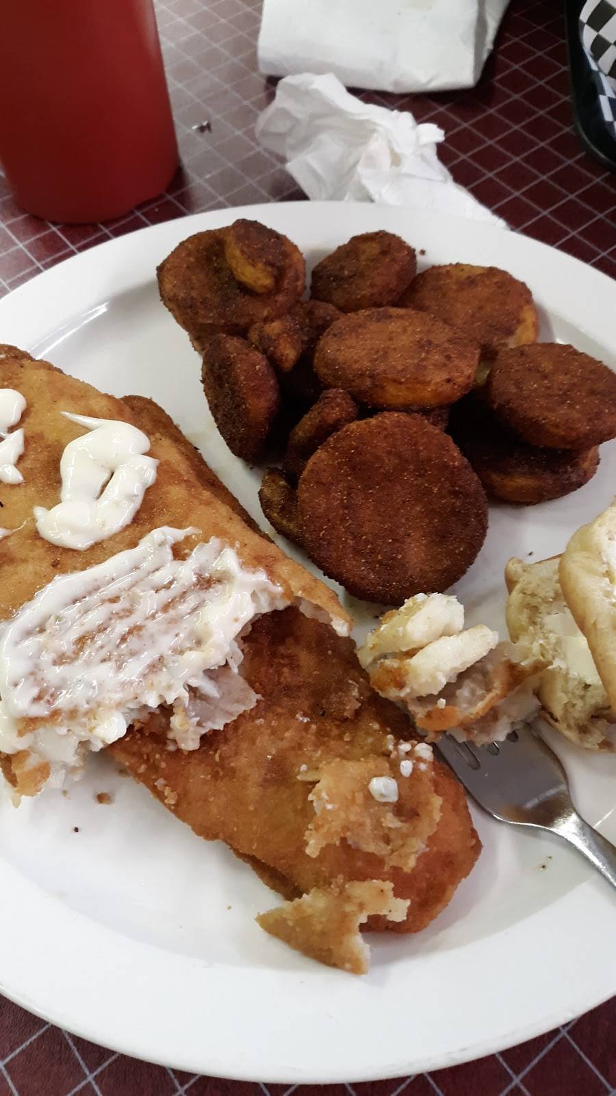 Carls Place | restaurant | 15800 Old Franklin Turnpike, Penhook, VA 24137, USA | 5405762838 OR +1 540-576-2838