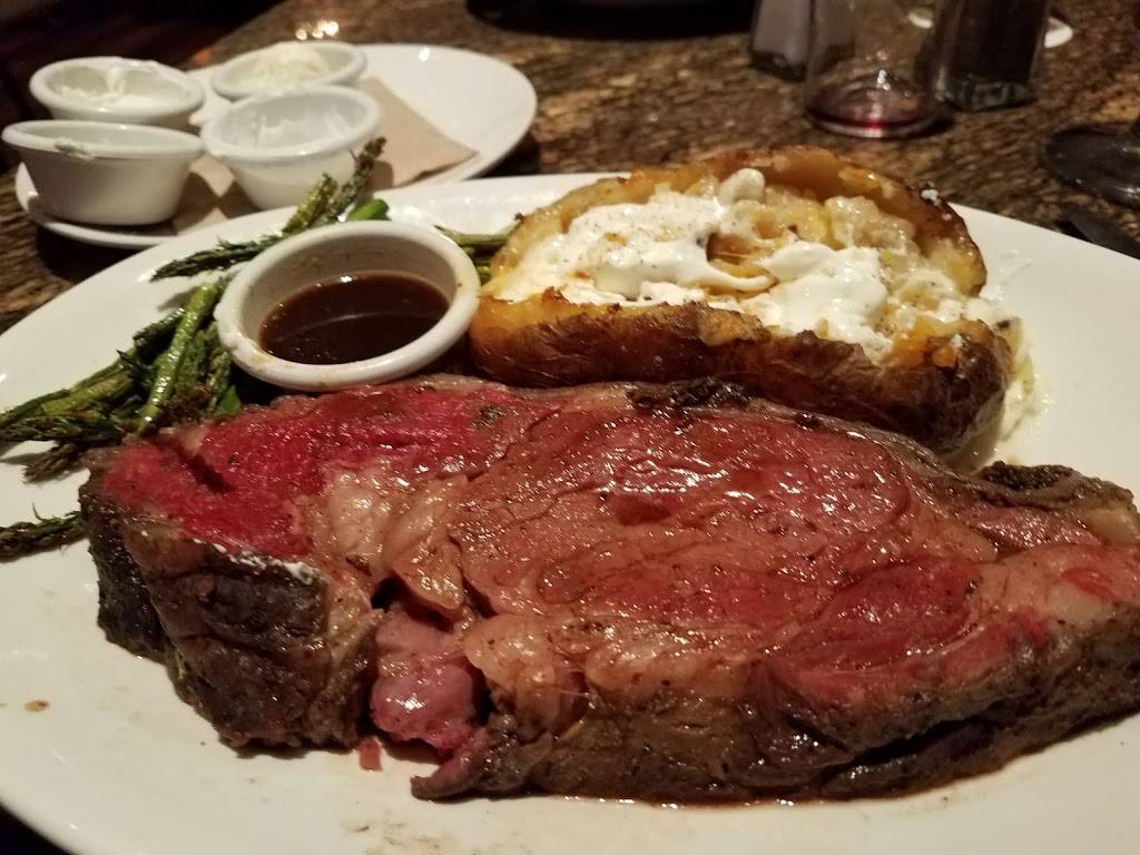 BJs Restaurant & Brewhouse | restaurant | 5510 E Broadway Blvd, Tucson, AZ 85711, USA | 5205120330 OR +1 520-512-0330