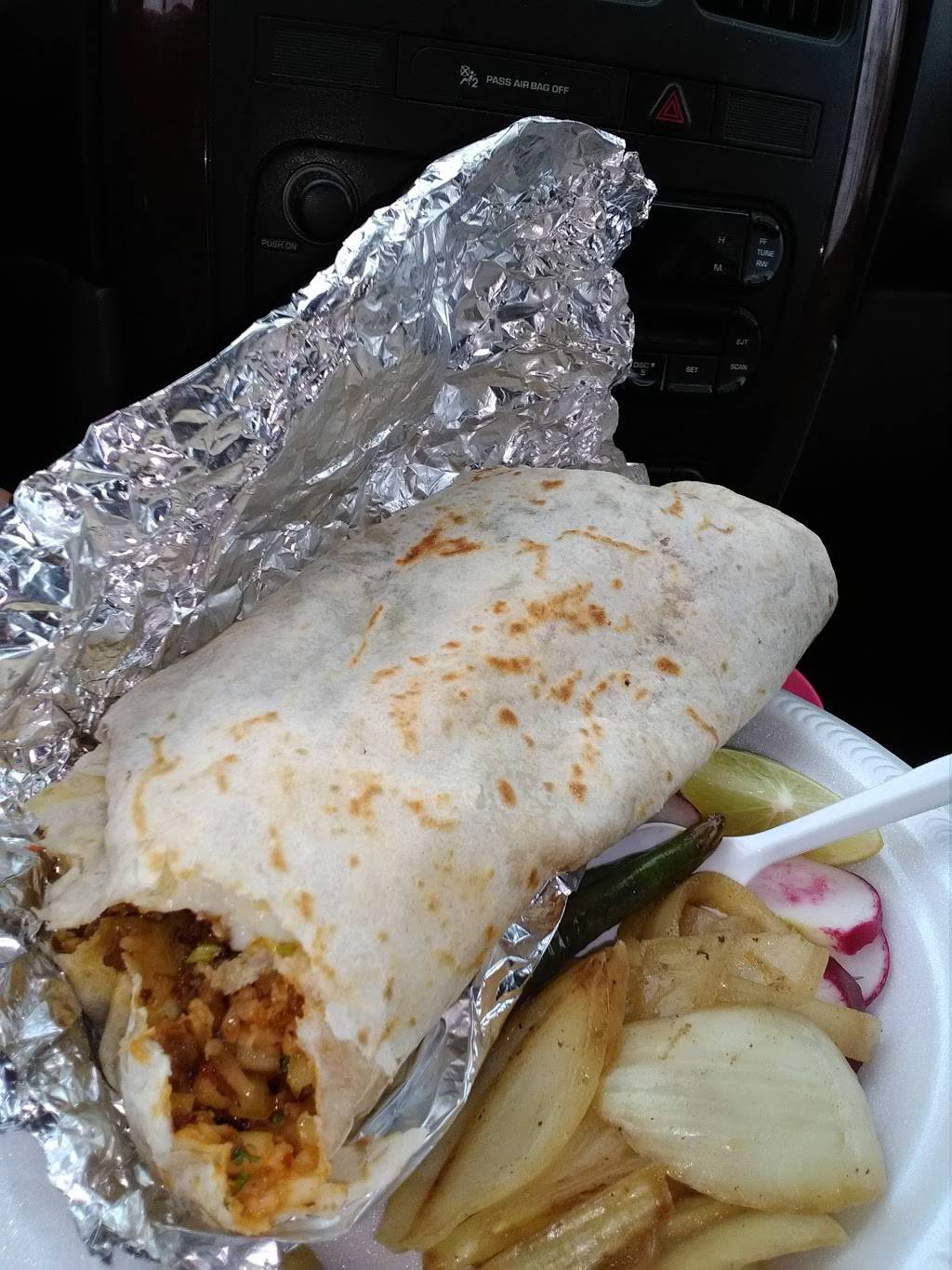 Tacos el Caballo | restaurant | 1445 Springwells St, Detroit, MI 48209, USA | 3139898426 OR +1 313-989-8426