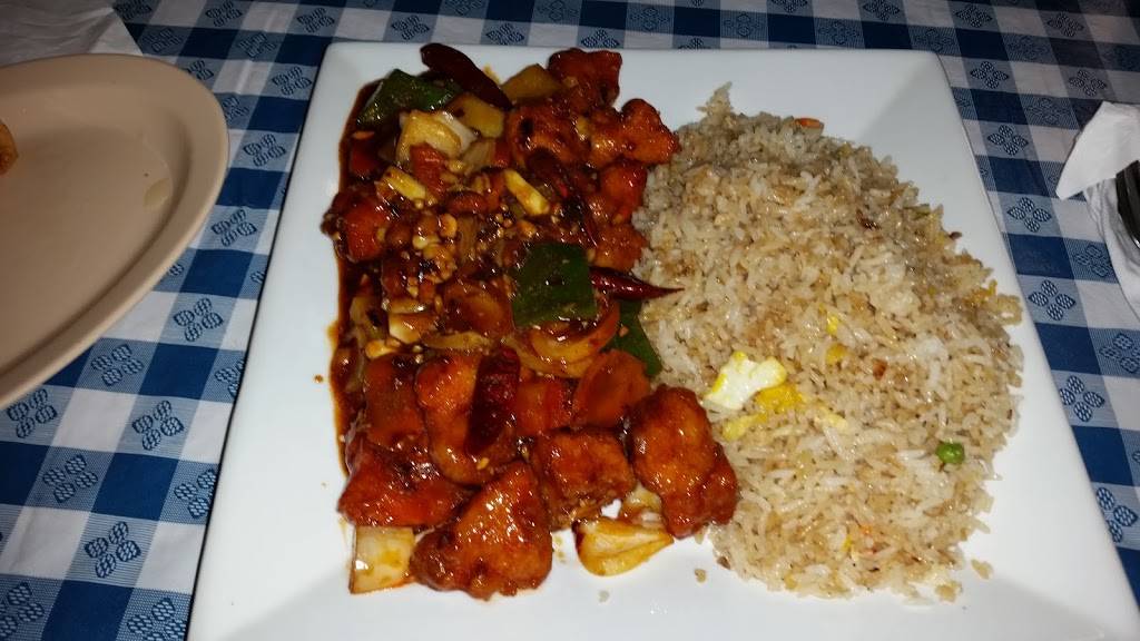 Bobbys Asian Cuisine | restaurant | 205 W 2nd St, Muscatine, IA 52761, USA | 3194005565 OR +1 319-400-5565