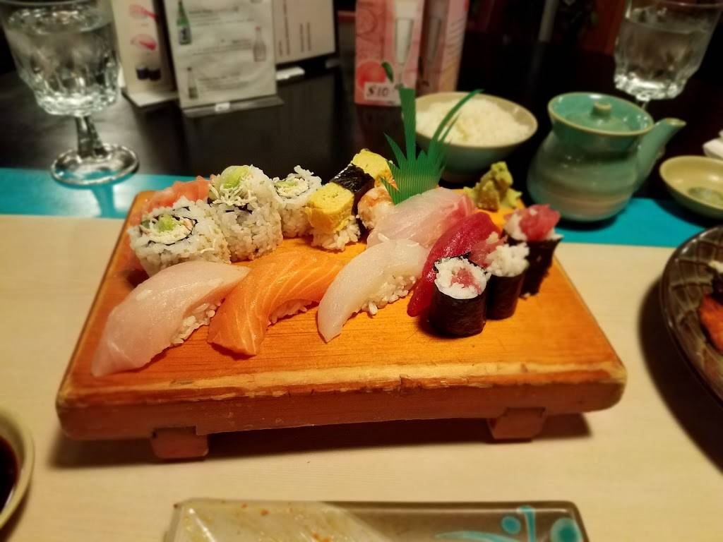 Sagano Japanese Restaurant | restaurant | 110 N Hough St, Barrington, IL 60010, USA | 8473828980 OR +1 847-382-8980