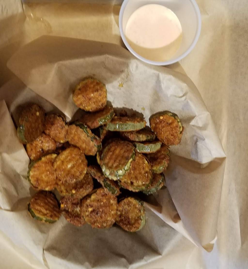 The Wolfs Fixins Barbecue | restaurant | 344 Stoneridge Dr N, Ruckersville, VA 22968, USA | 4349909988 OR +1 434-990-9988