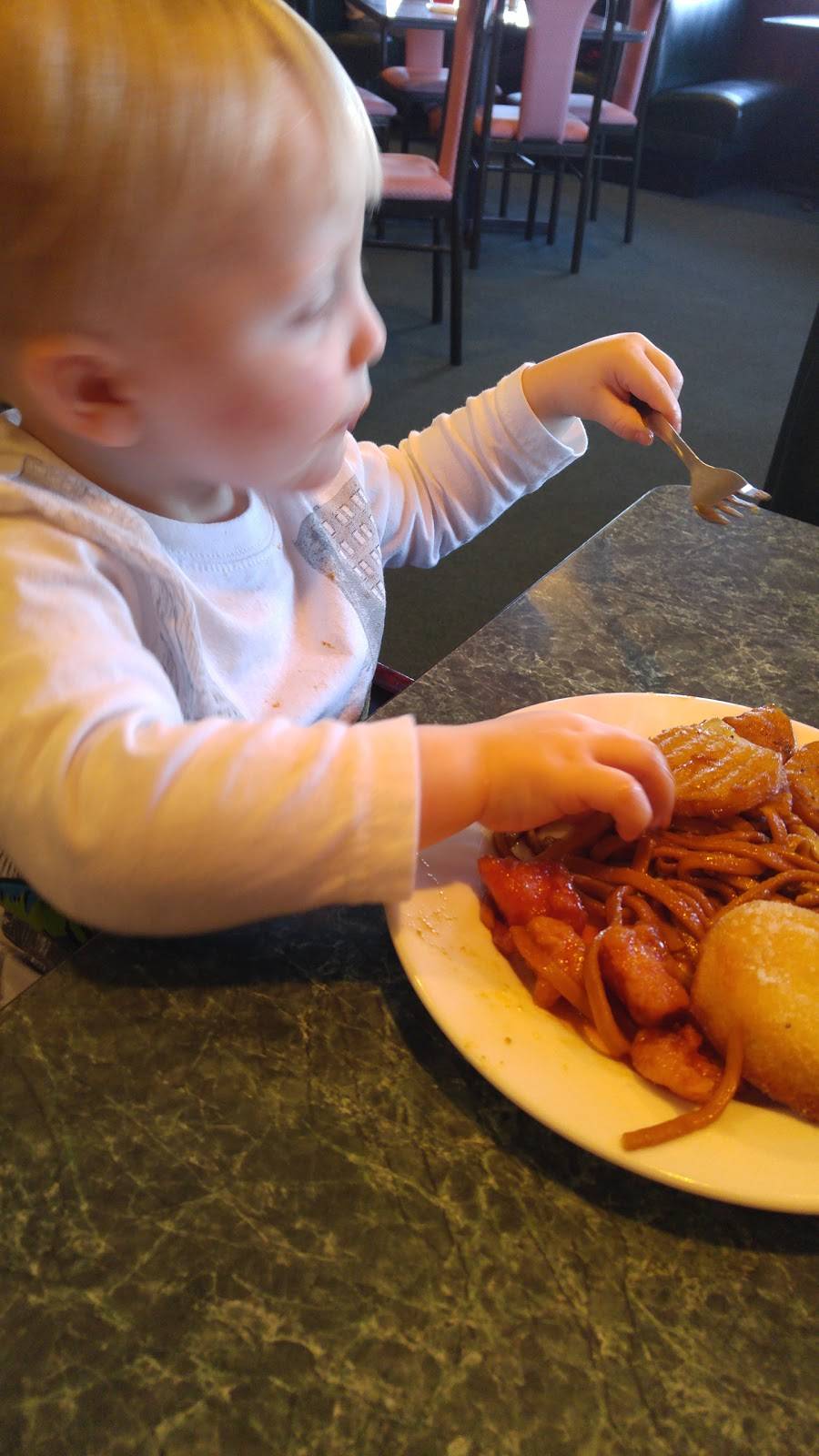 Golden Palace Chinese buffet Restaurant | restaurant | 625 MS-35, Carthage, MS 39051, USA | 6012675555 OR +1 601-267-5555